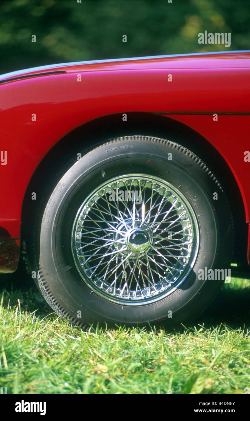 Voiture, Aston Martin DB2/4 MK I, 2,9 ls, Vintage env., Limousine, l'année de modèle 1954-1956, rouge, 1950, détail, pneus, roues, Banque D'Images