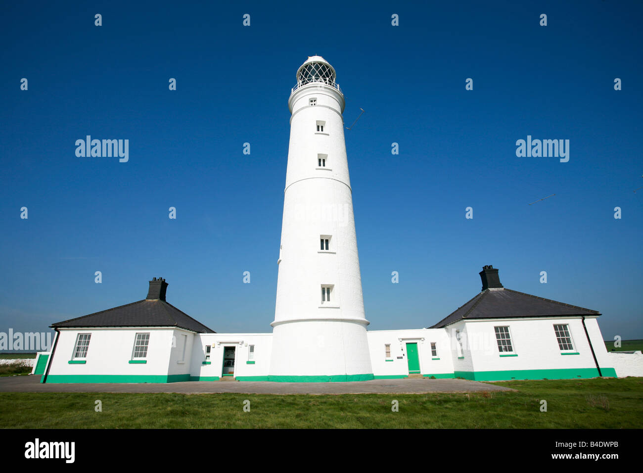 Nash Point Lighthouse chemin côtier du Glamorgan donnant sur le canal de Bristol près de Marcross Wales UK Banque D'Images