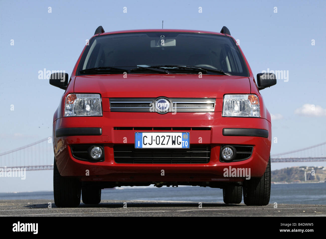 Voiture, Fiat Panda, Miniapprox.s, Limousine, l'année de modèle 2003-, rouge, debout, à la défense, vue avant Banque D'Images