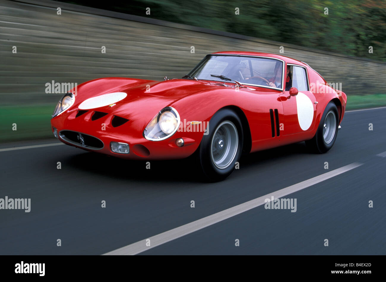 Voiture, Ferrari 250 GTO, l'année de modèle 1964, 1960, 1960, vintage car, voiture de sport, coupé, cabriolet, rouge, la conduite, la diagonale, avant Banque D'Images