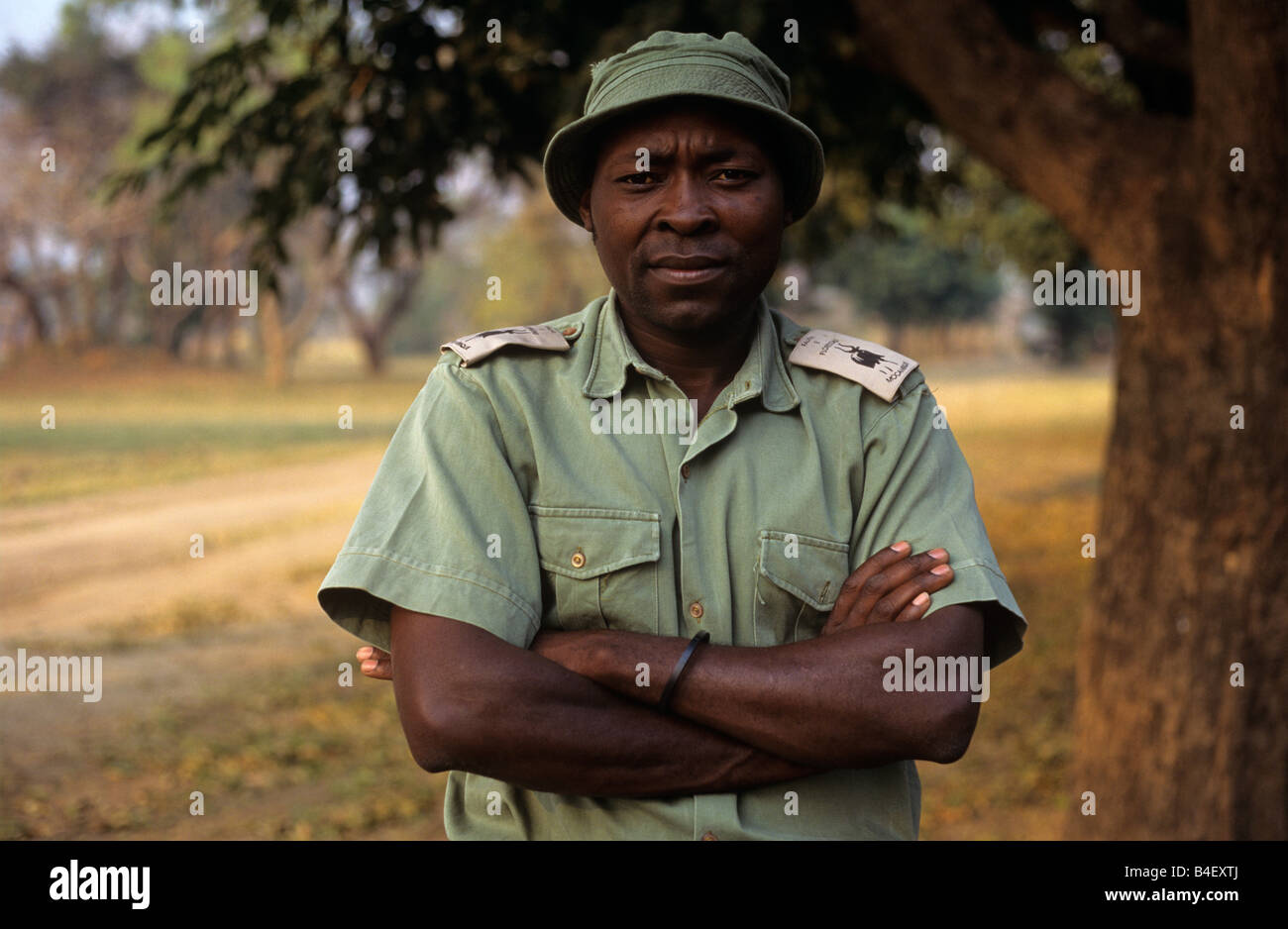 Un ranger au Parc National Gorongosa au Mozambique. Banque D'Images