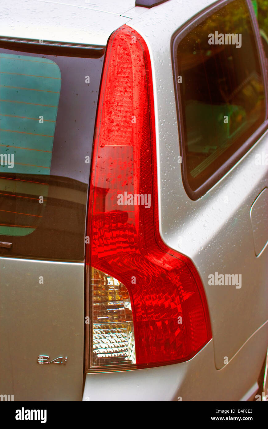 Cluster lumière arrière droite sur Volvo V50 break Banque D'Images
