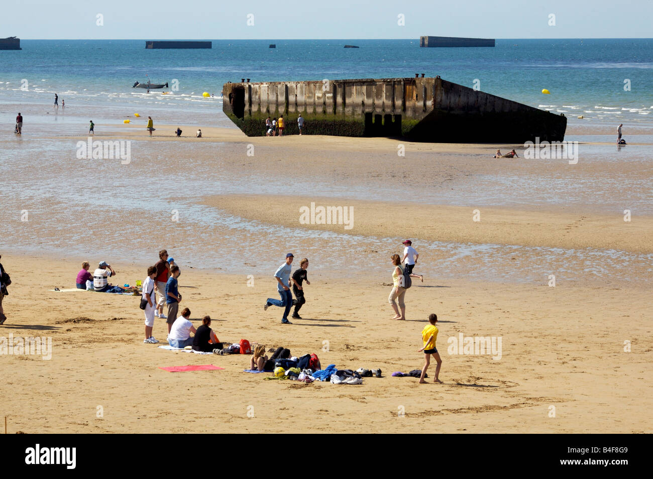 Demeure de Mulberry Harbour, Arromanches-les-Bains, Normandie, France Banque D'Images