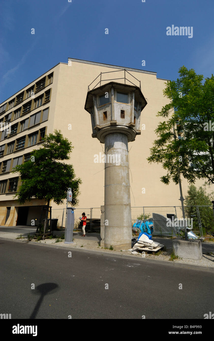Tour d'observation sur la rue Erna-Berger Strasse, Berlin, Allemagne Banque D'Images