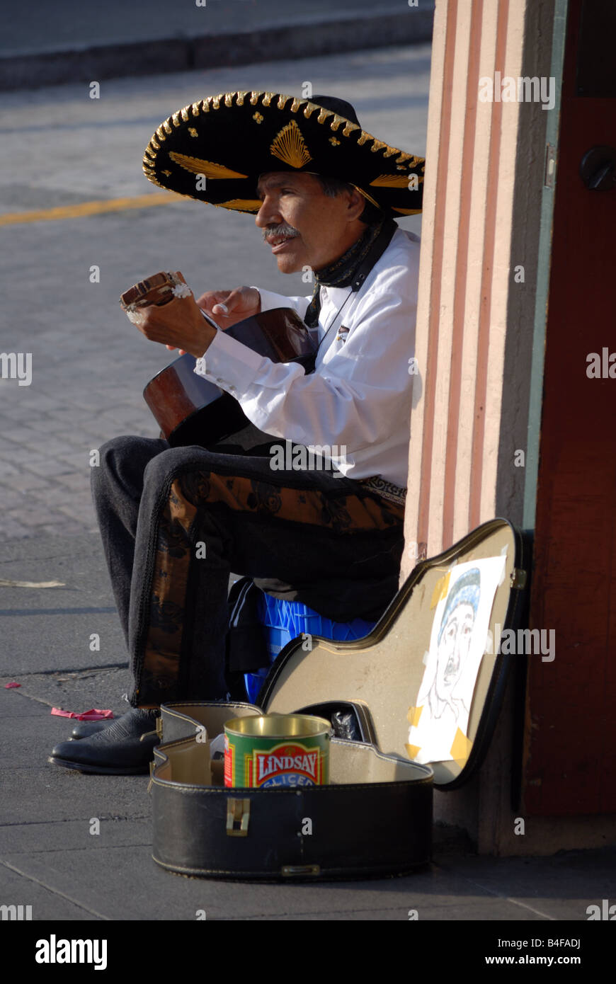 Un artiste de rue à Seattle's Pike Place Market. Banque D'Images