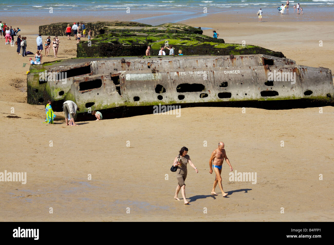 Demeure de Mulberry Harbour, Arromanches-les-Bains, Normandie, France Banque D'Images