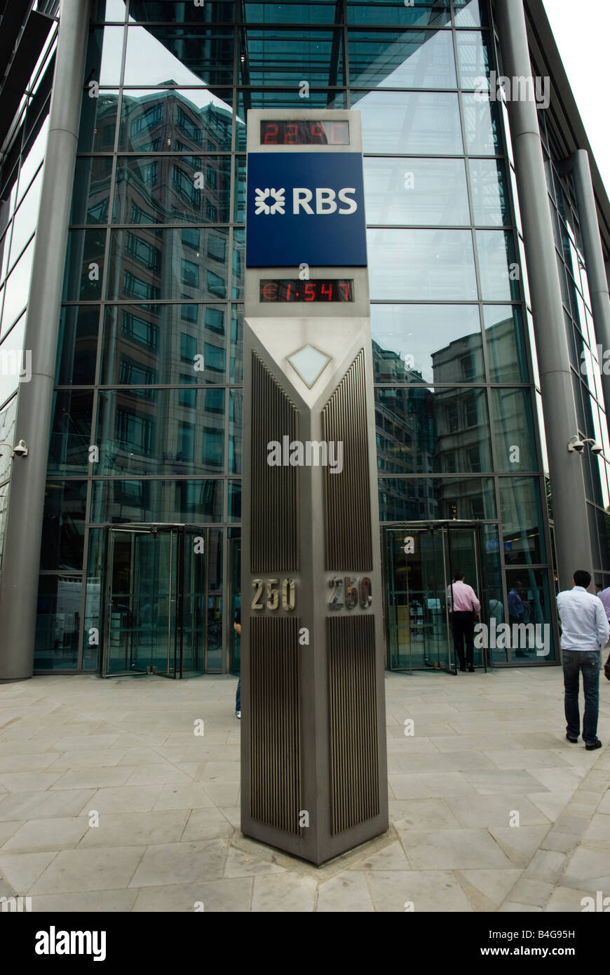 Bureau RBS dans City Road London Banque D'Images