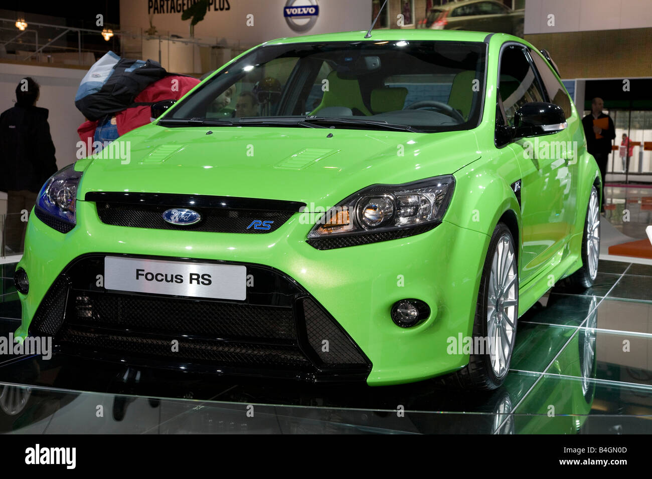 Ford Focus Rs Sur Un Spectacle Au Motor Show 08 Le Mondial De L Automobile Photo Stock Alamy