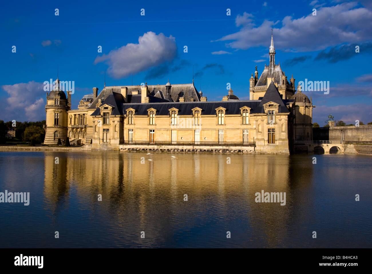 Château de waterfront, Chantilly, Oise, Picardie, France Banque D'Images