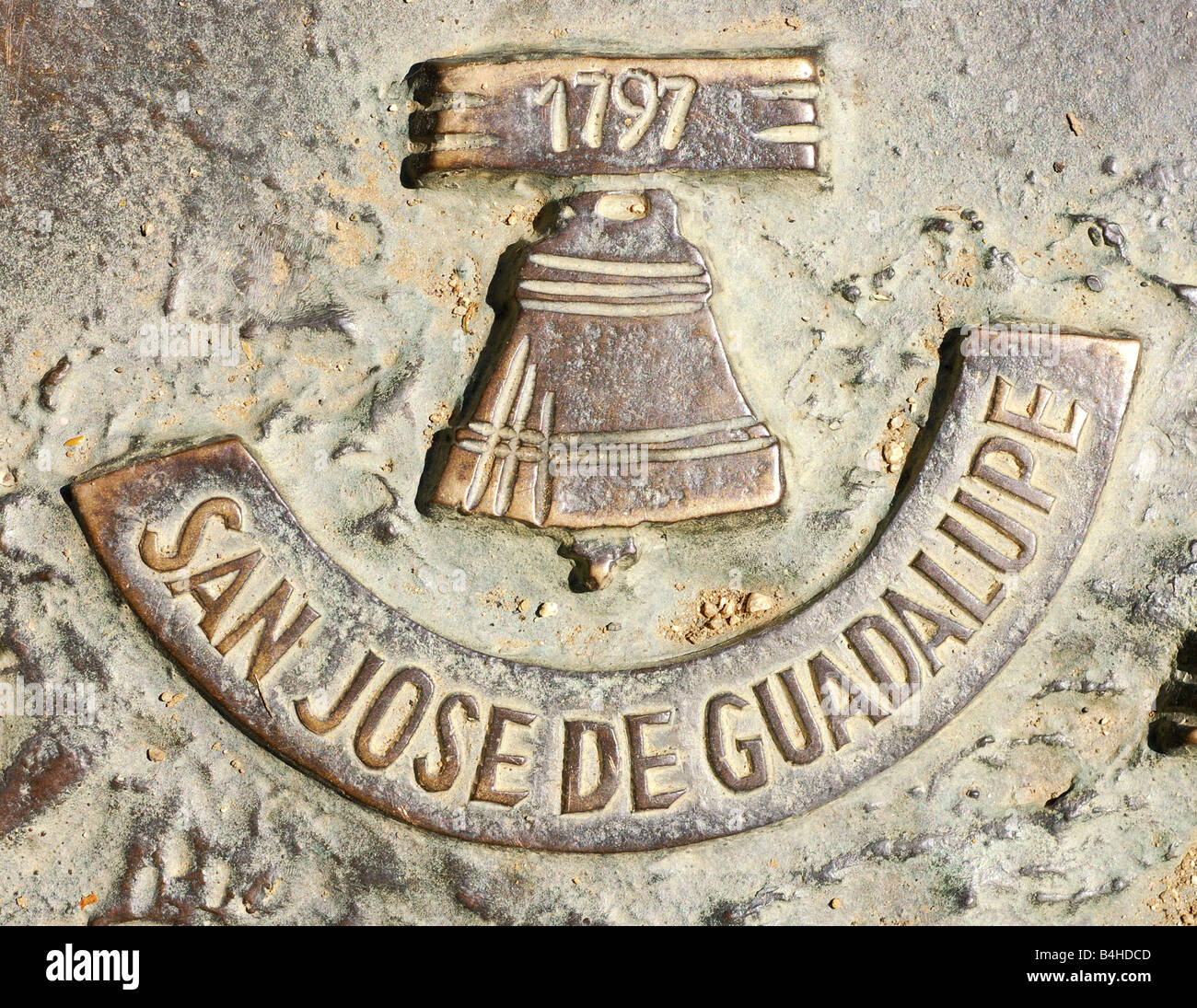 Mission San Jose de Guadalupe statue sur la plaque à la California State University Sacramento Banque D'Images