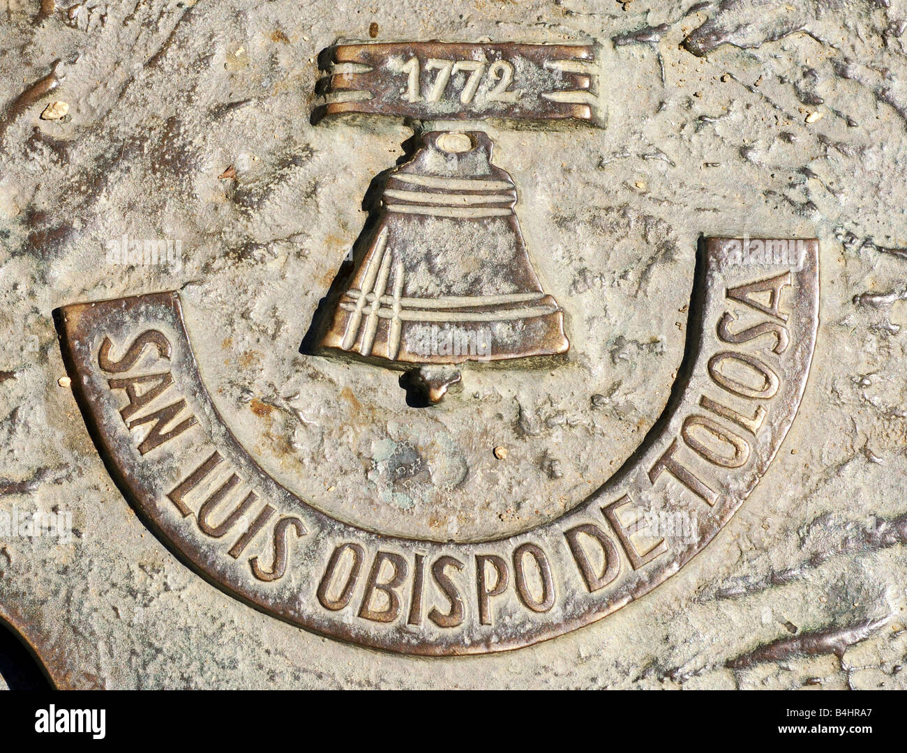 Mission San Luis Obispo de Tolosa plaque sur statue à la California State University Sacramento Banque D'Images