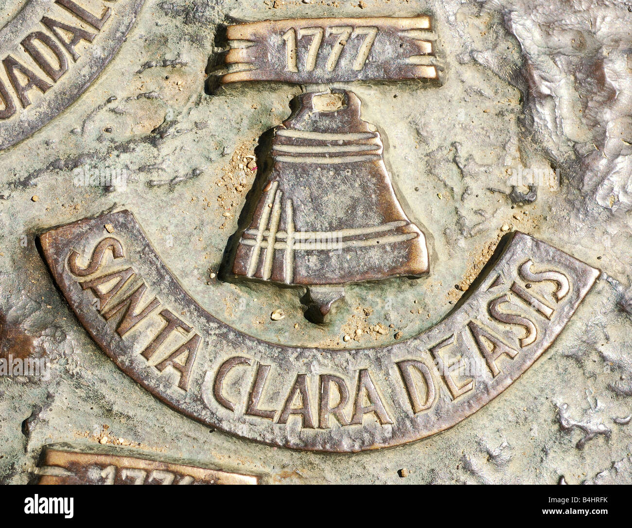 Mission Santa Clara de Asis plaque sur statue à la California State University Sacramento Banque D'Images
