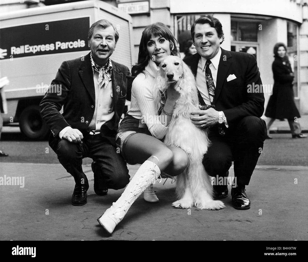 Singer Anita Harris acteur Clive Dunn et le pianiste Russ Conway Mars 1971 Star en été revue pour être mis en scène au London Palladium J Banque D'Images