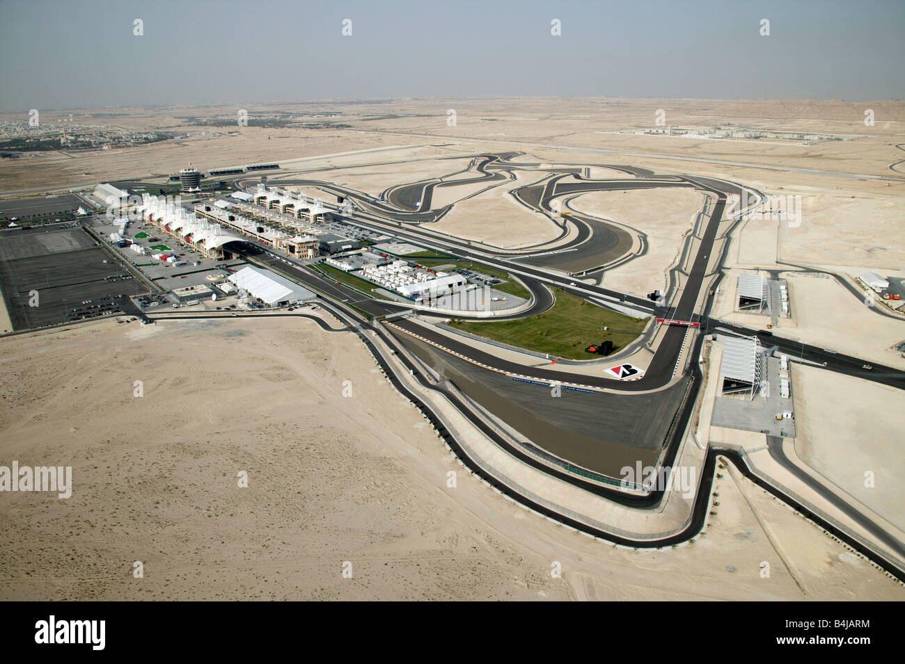 Vue aérienne du Circuit International de Bahreïn. BIC. Voitures de course dans le désert. Grand Prix F1 FORMULA 1 l'un Banque D'Images