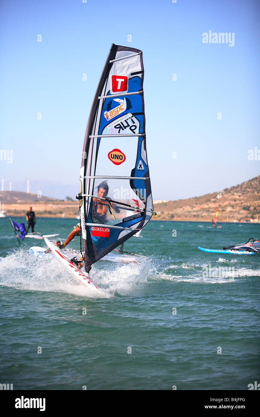 En surfant à Alacati, Cesme, Izmir, Turquie zone, surf Banque D'Images