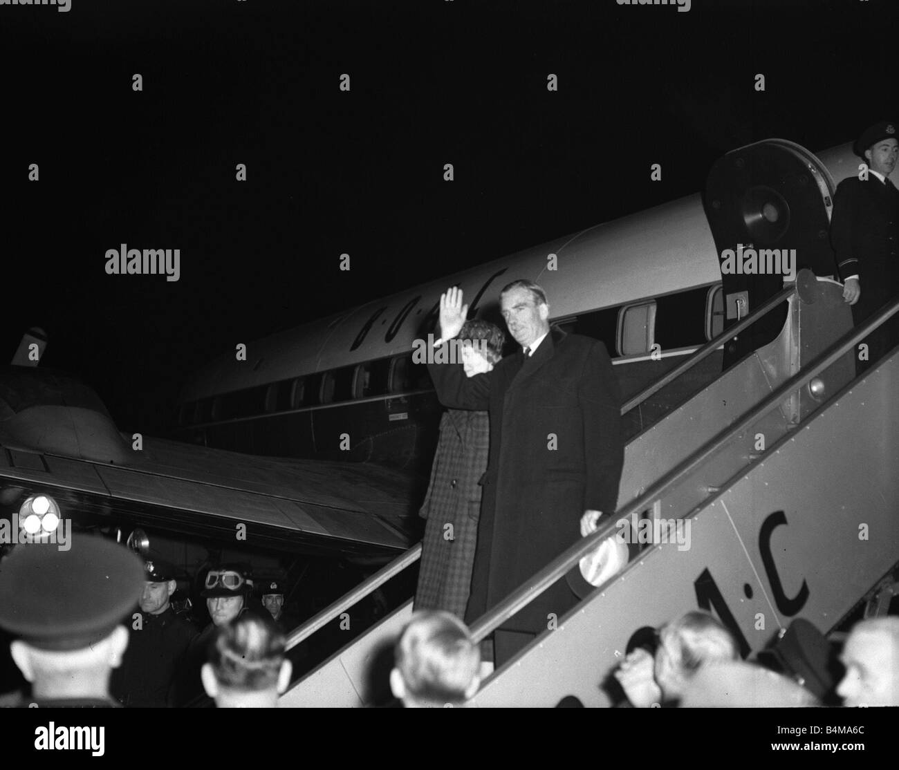 Crise de Suez 1956 Anthony Eden de quitter la Grande-Bretagne pour une maison de vacances en Jamaïque selon les ordres du médecin Banque D'Images