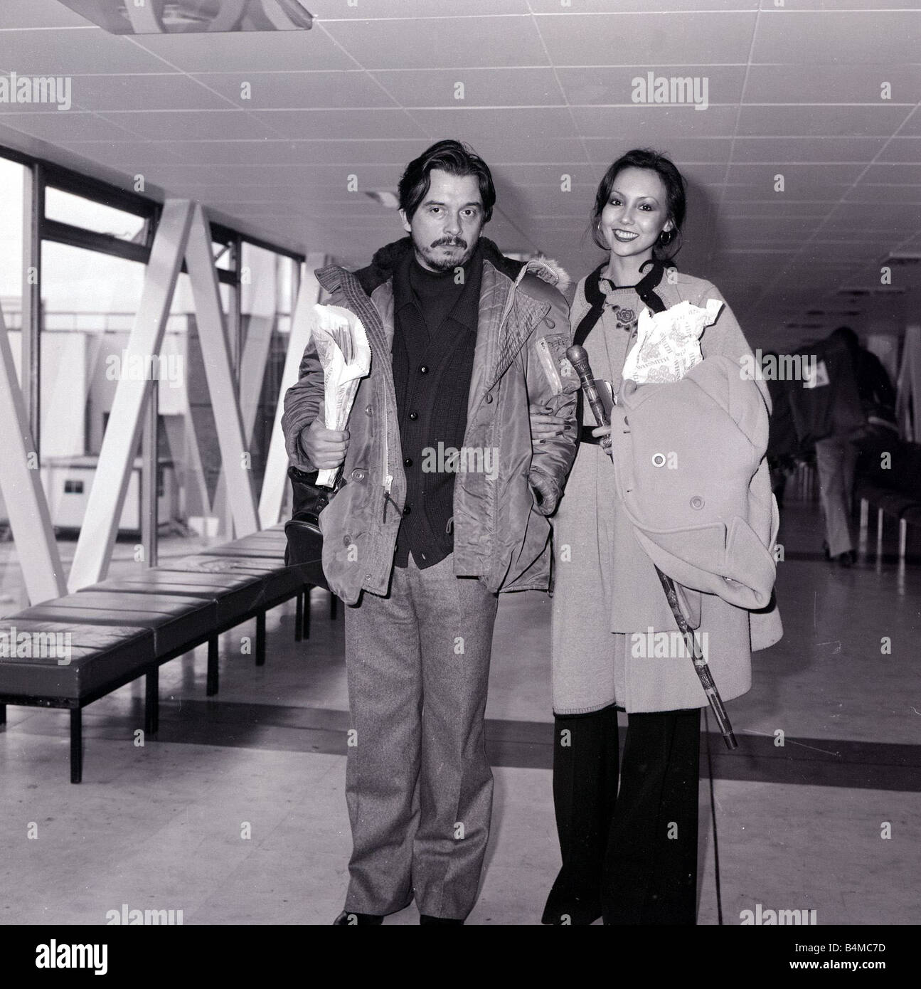 David Bailey Photographe Avec Son pouse Marie Helvin Mod le L david-bailey-photographe-avec-son-pouse-marie-helvin-mod-le-l