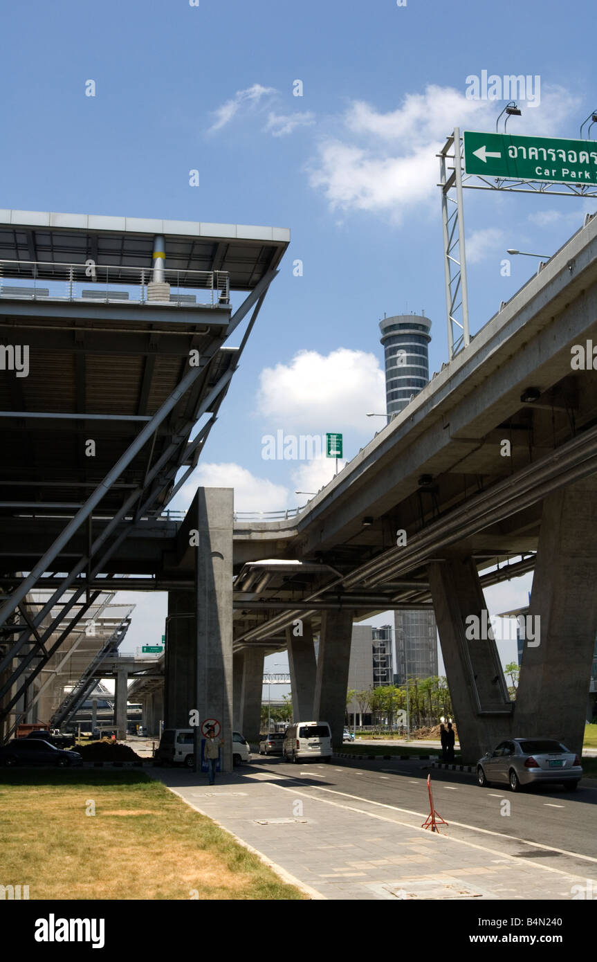 Le nouveau parking de l'aéroport de Suvarnabhumi le nouveau moyeu de l'Asie du Sud Est Banque D'Images