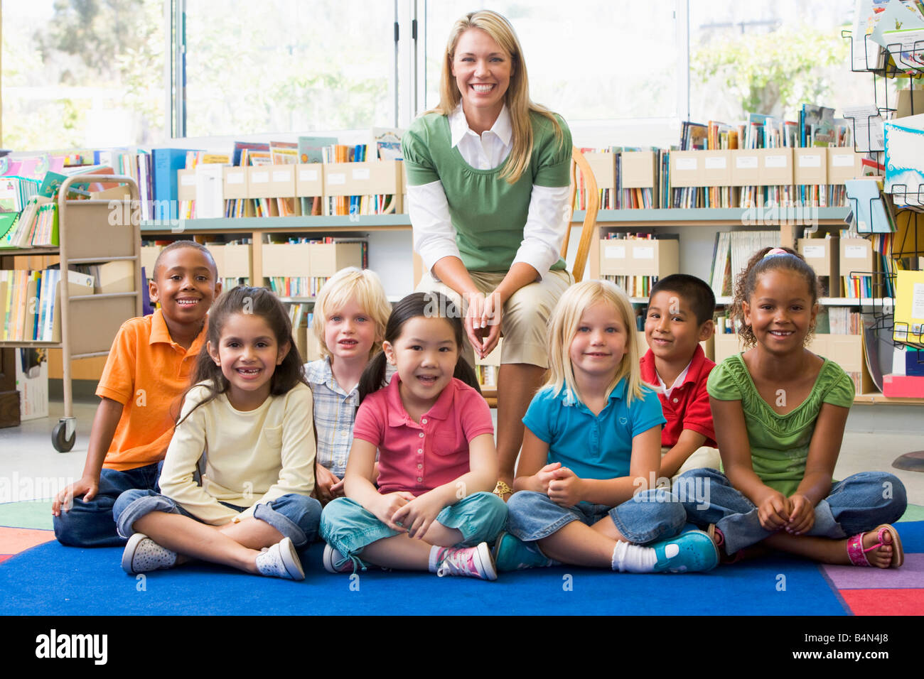 Portrait de classe avec l'enseignant Banque D'Images