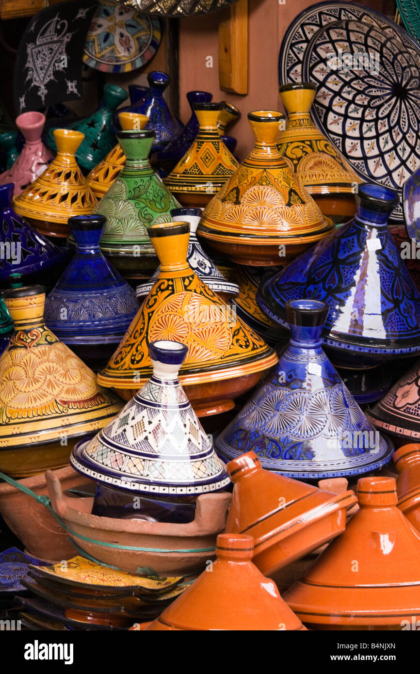 Pots à vendre à tajine la médina Banque D'Images