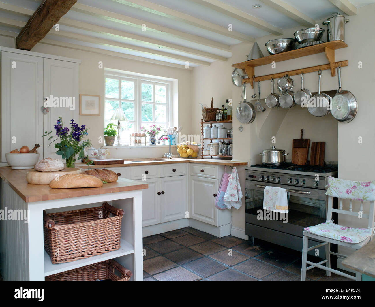 Cuisine Campagnarde Photo Stock Alamy