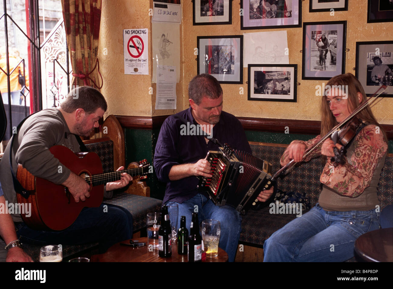 Irlande, Galway, pub TIG Coili Banque D'Images