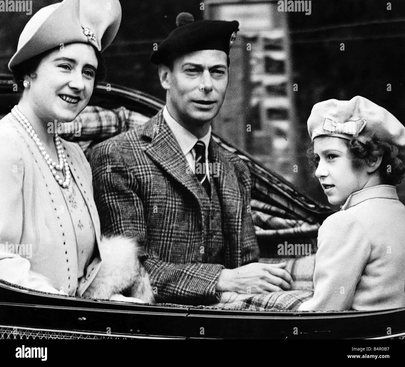 Elizabeth Reine Mère le roi George VI et la princesse Margaret à l ...
