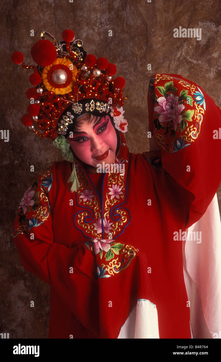 L'opéra chinois traditionnel asiatique star vêtements art divertissement Banque D'Images