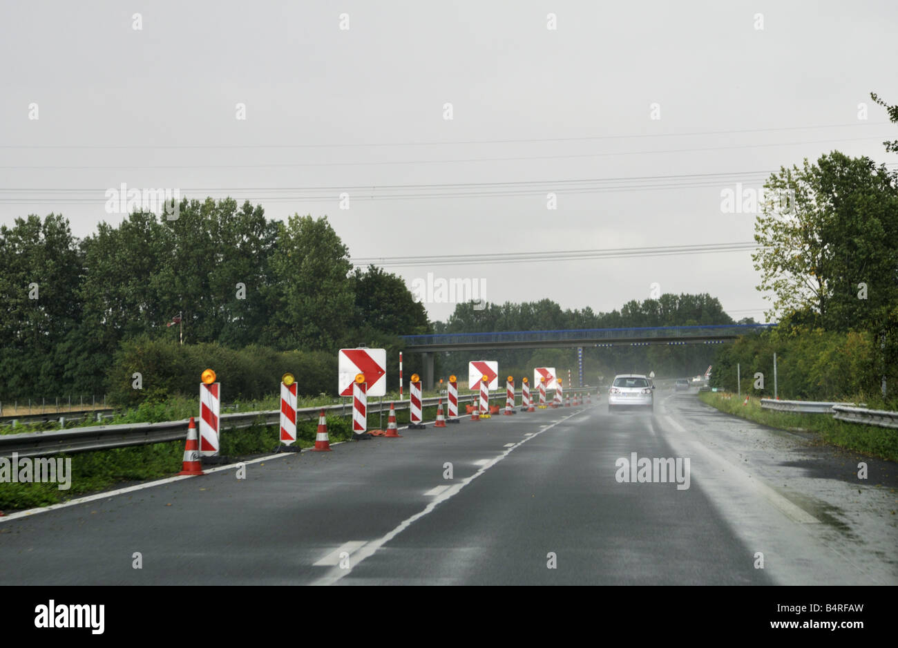 Réduction du nombre de voies sur l'autoroute française A26 Banque D'Images