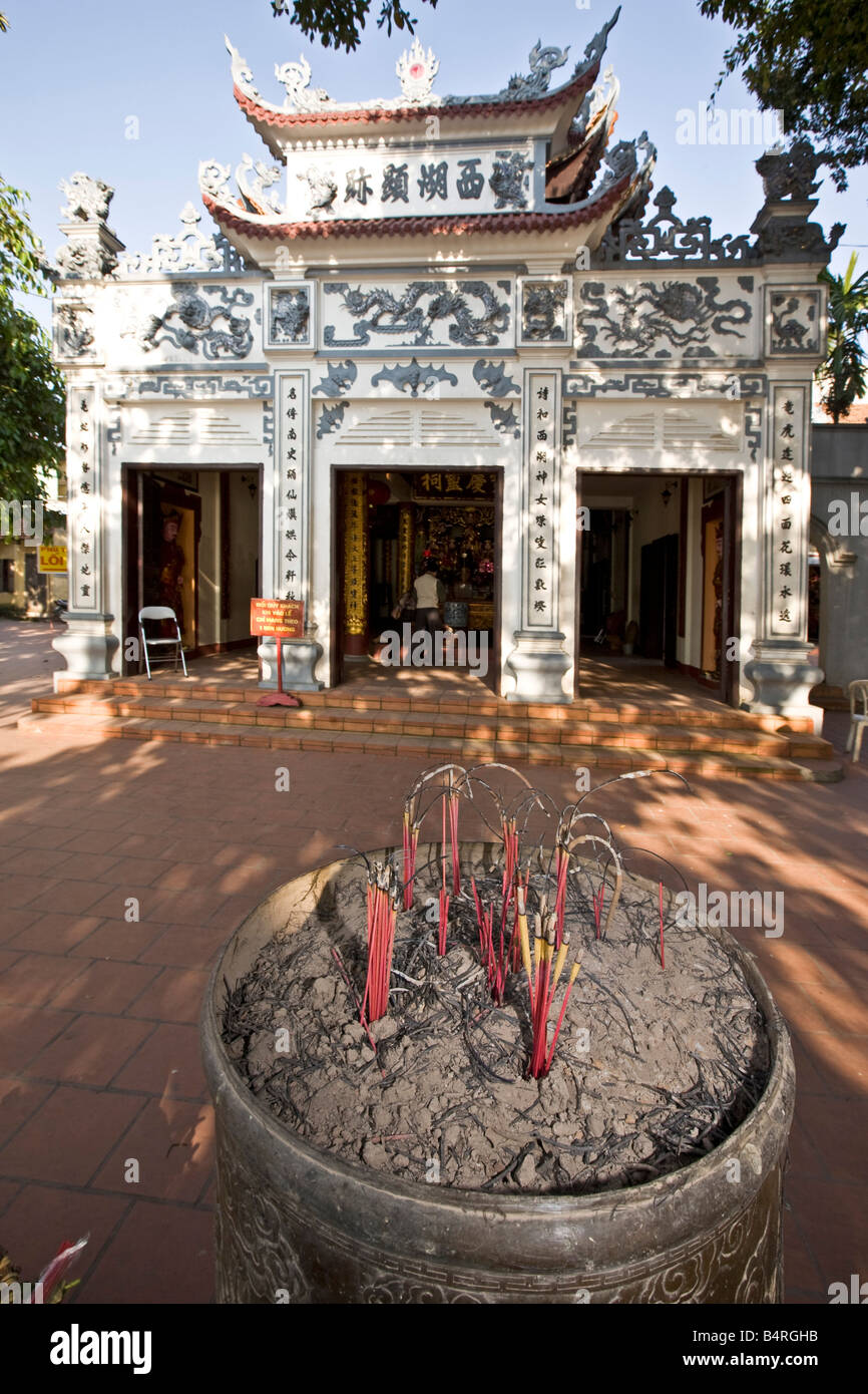 Phu Tay Ho Temple Lac de l'ouest de Hanoi Vietnam du Nord Banque D'Images