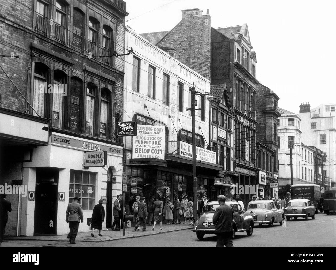Magasin de meubles distinctif dans Newgate Street Newcastle en 1961 Banque D'Images