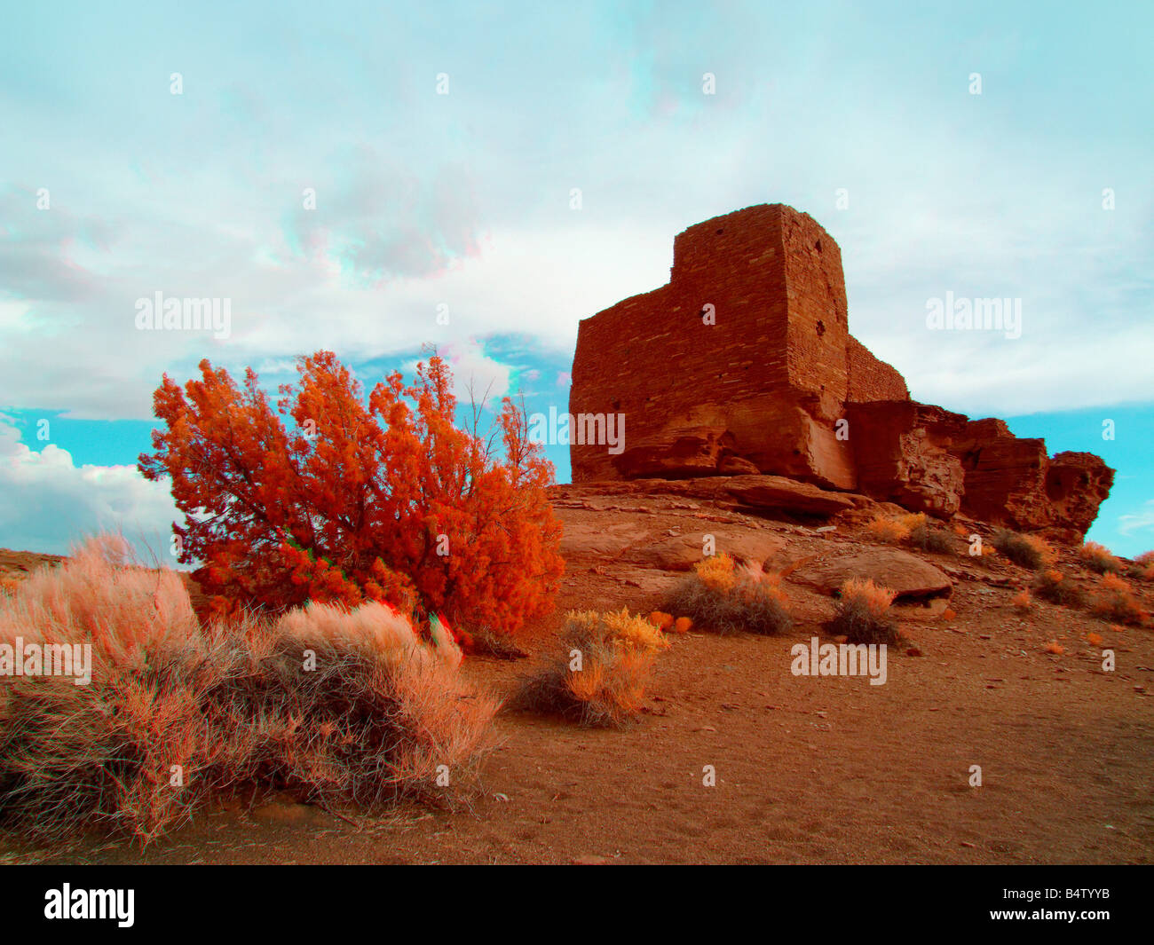 Wukoki Pueblo Ruines Wupatki National Monument Flagstaff, Arizona USA infrarouge en fausses couleurs Banque D'Images