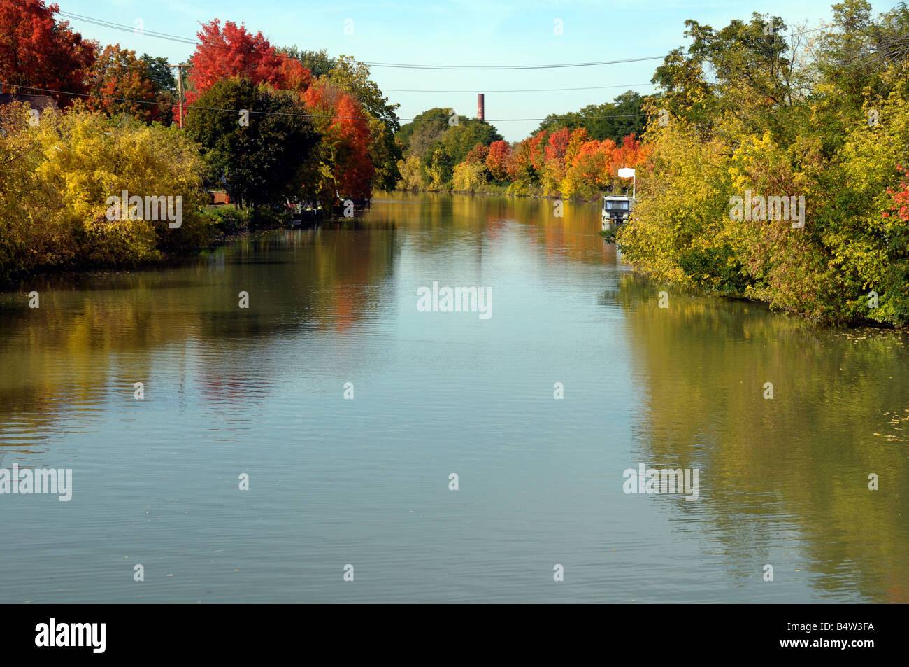 Erie Canal en automne. Banque D'Images