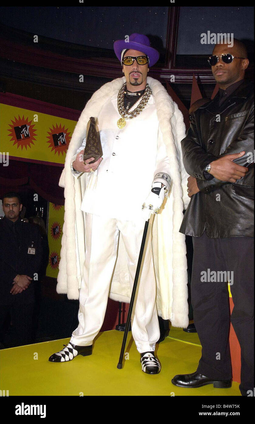 Sacha Baron Cohen alias Ali G arrive à la MTV Music Awards à Londres Septembre 2001 Banque D'Images