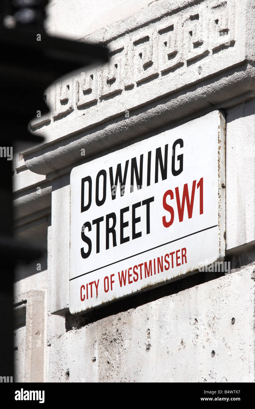 Signe de la rue Downing Street City of Westminster SW1 London England Banque D'Images
