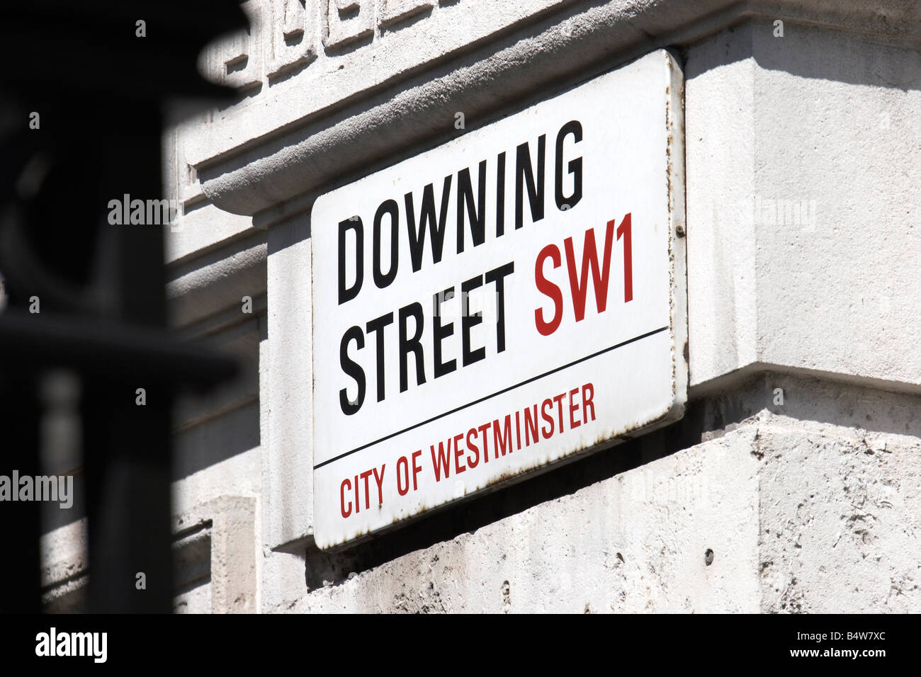 Signe de la rue Downing Street City of Westminster SW1 London England Banque D'Images