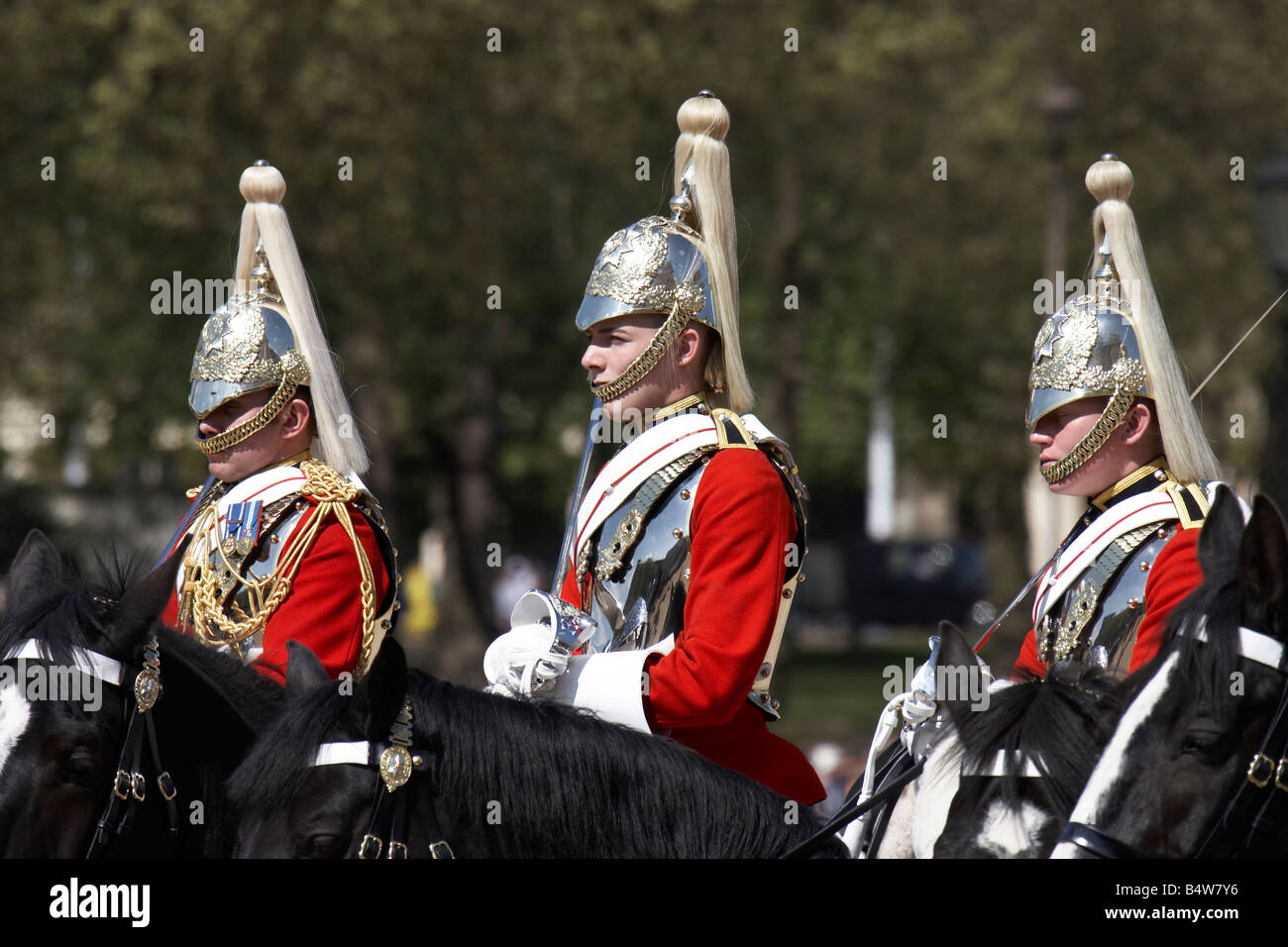 Soldats à cheval de la Household Cavalry regiment Gardes de la vie dans la région de Whitehall City of Westminster SW1 London England Banque D'Images