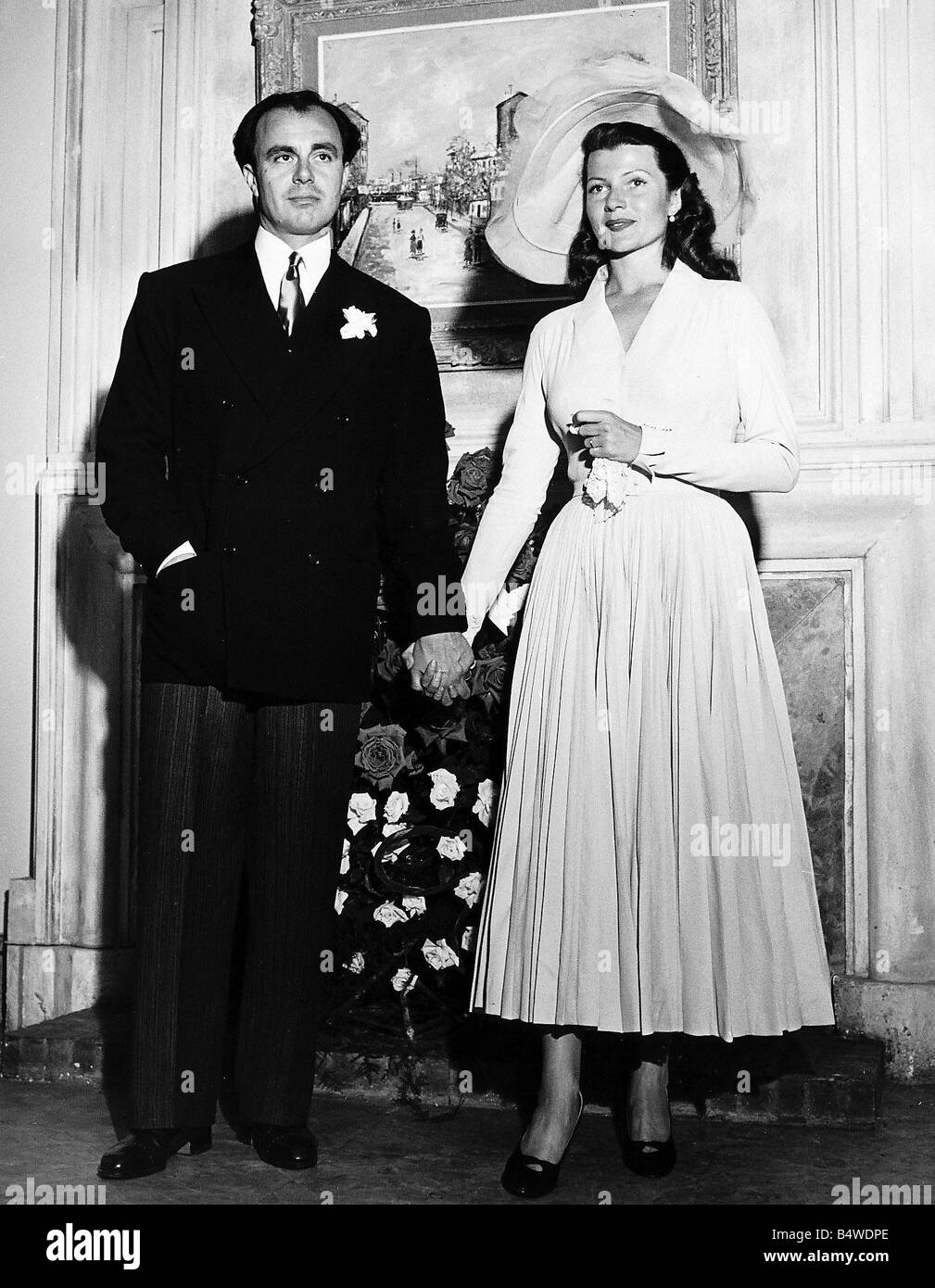 L'actrice Rita Hayworth avec Aly Khan après leur mariage Banque D'Images
