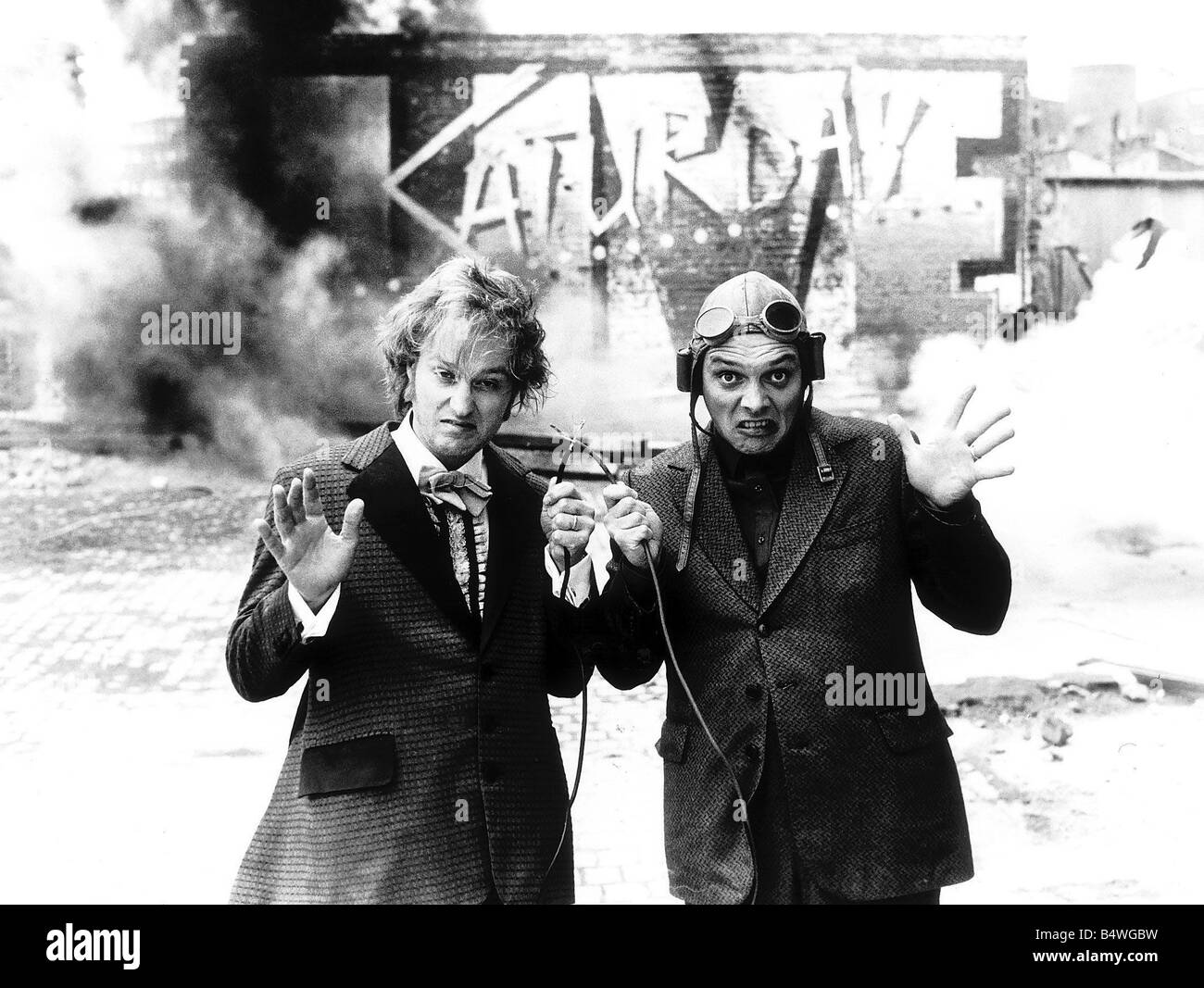 Rik Mayall et Adrian Edmundson comme les frères dangereux Mirrorpix Banque D'Images