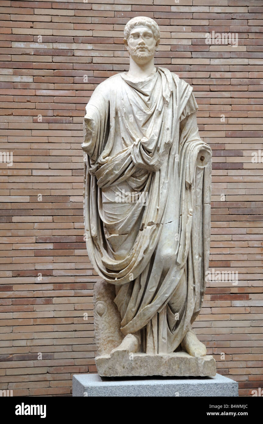 La Sculpture romaine de l'éminent homme portant une toge 1er siècle après JC Musée National d'art romain MÉRIDA Estrémadure Espagne Banque D'Images