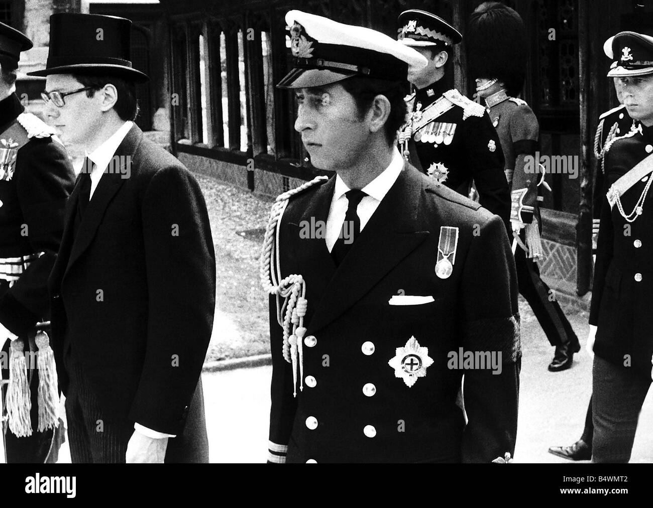 Le Prince Charles en uniforme Banque D'Images