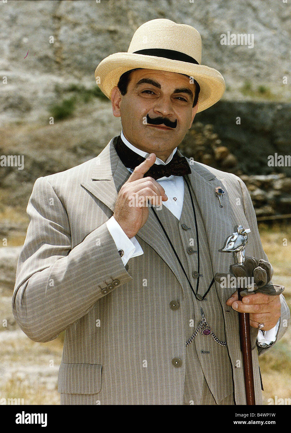 David Suchet joue Agatha Christies Poirot dans la série télévisée Dbase  Photo Stock - Alamy