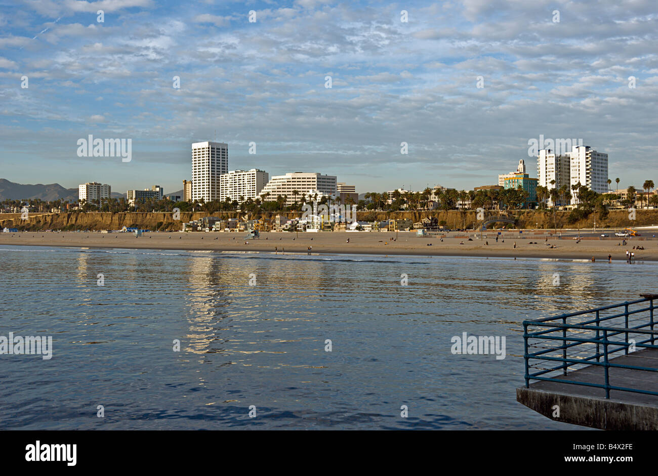 La jetée de Santa Monica en Californie, CA, USA, US Pacific Park, Santa Monica Pier Skyline Banque D'Images
