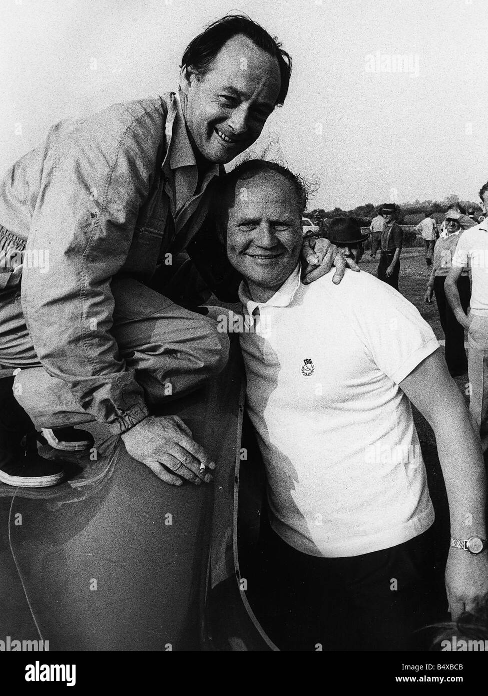 Donald Campbell et Peter Bolton avec Proteus voiture Bluebird lors du test pour tentative de record du monde de vitesse au sol 1966 Banque D'Images