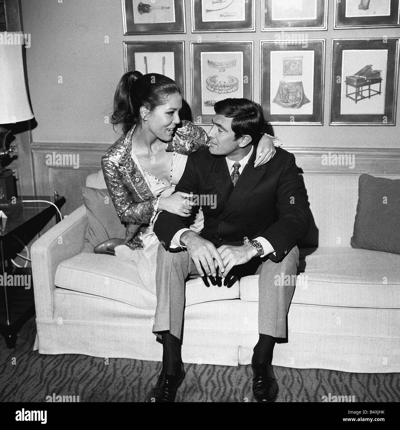 Film sur le service secret de Sa Majesté 1968 George Lazenby de James Bond 007 avec Diana Rigg Banque D'Images