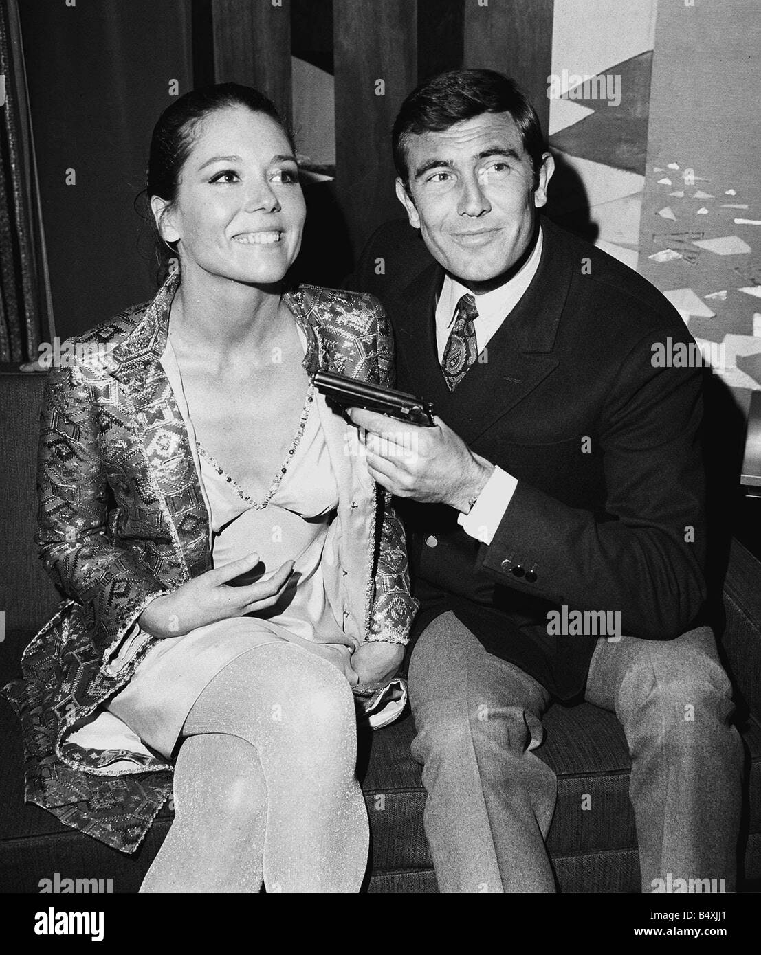 Film sur le service secret de Sa Majesté 1968 George Lazenby de James Bond 007 avec Diana Rigg Banque D'Images