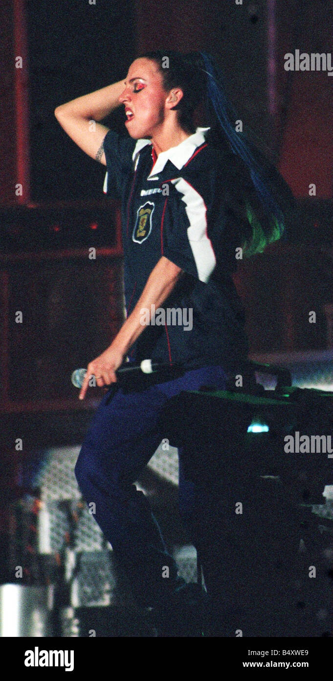 Mel C des Spice Girls sur scène Glasgow SECC Avril 1998 Banque D'Images Mel C des Spice Girls sur scène Glasgow SECC Avril 1998 Banque D'Images