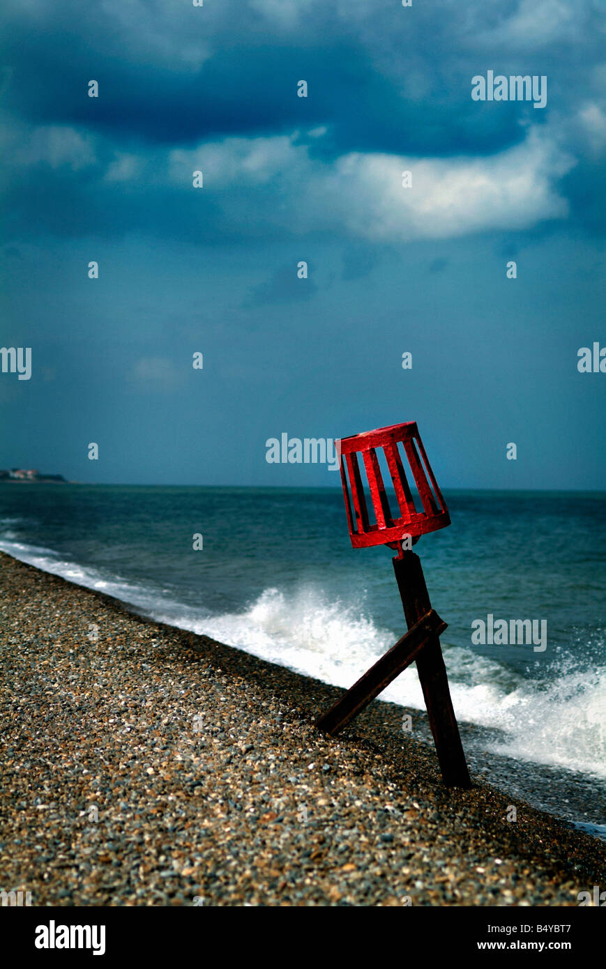 Suffolk Aldeburgh marqueur plage Angleterre Banque D'Images