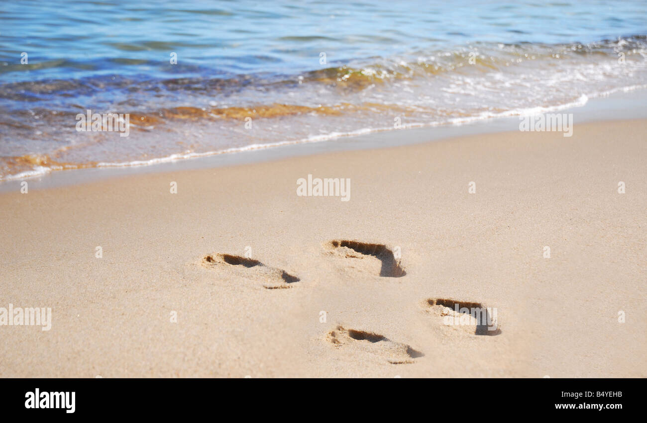 Des empreintes de pas, des bruits de pas dans le sable, plage Banque D'Images