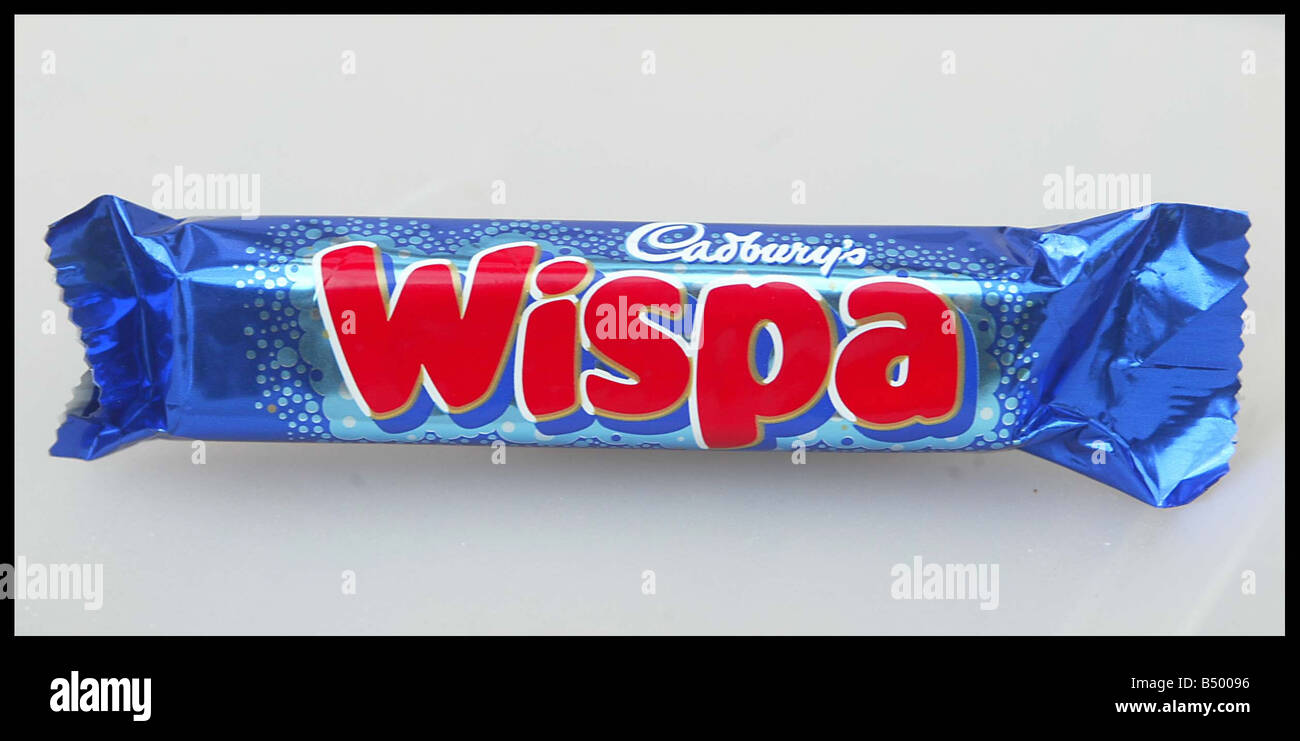 Mai 2003 chocolat produit qui ont eu un changement de nom Cadbury s Wispa bar qui est à changer de nom Mirrorpix Banque D'Images